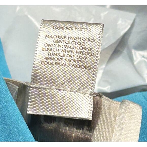 Ann Taylor Loft Women's XS Robins Egg Blue Sleeveless V-Neck Faux Wrap Top - Picture 3 of 4